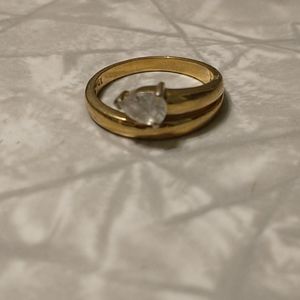 Gold snake-like women's ring